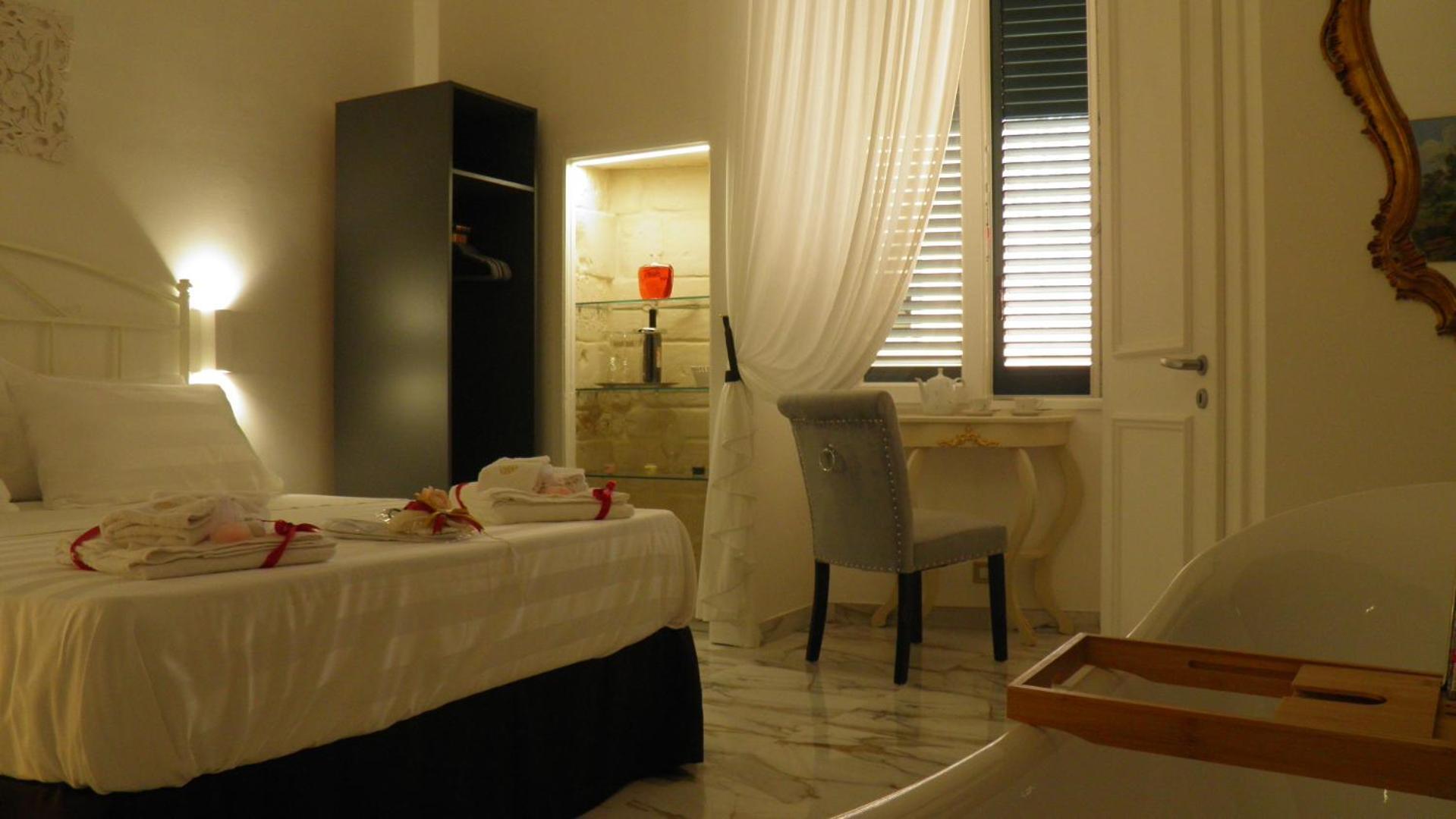 Bed and Breakfast La Dimora Di Re Idomeneo à Lecce Extérieur photo